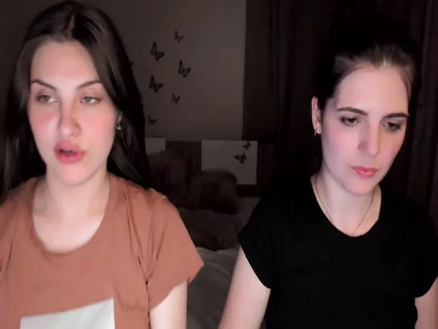 Live sex webcam photo for Sweet_Lips9 #274153911