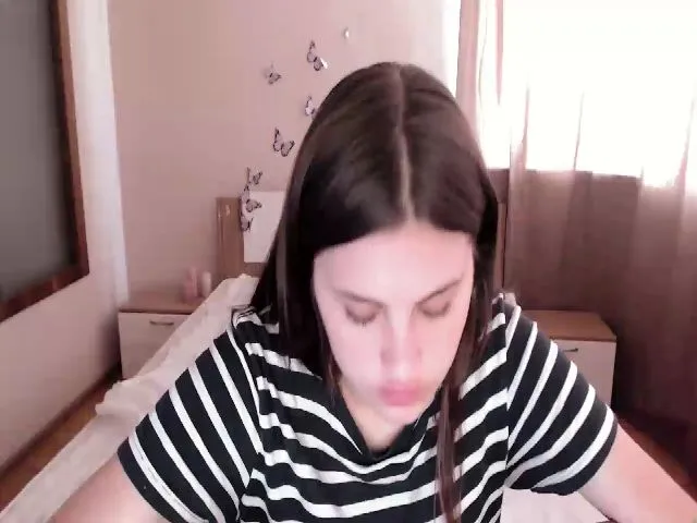 Live sex webcam photo for Sweet_Lips9 #274229249