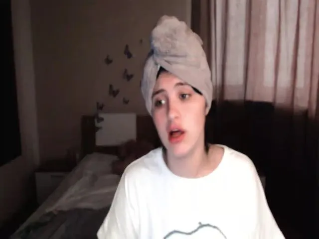 Live sex webcam photo for Sweet_Lips9 #274320811