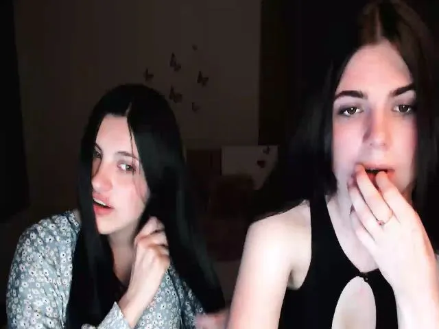 Live sex webcam photo for Sweet_Lips9 #274343509