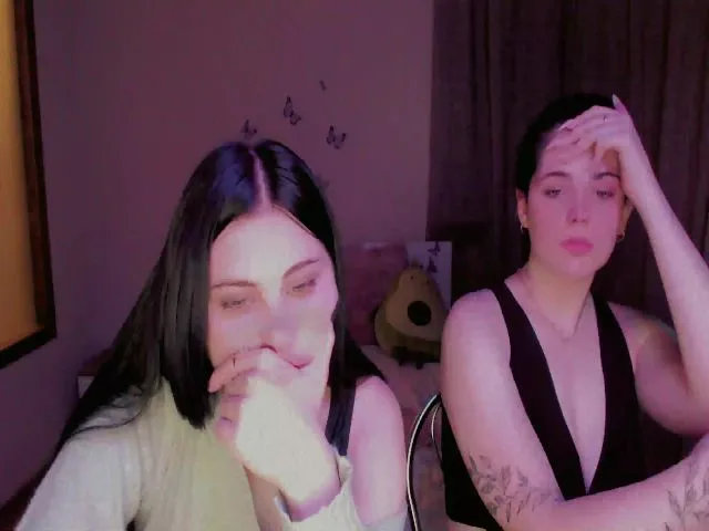 Live sex webcam photo for Sweet_Lips9 #274607559