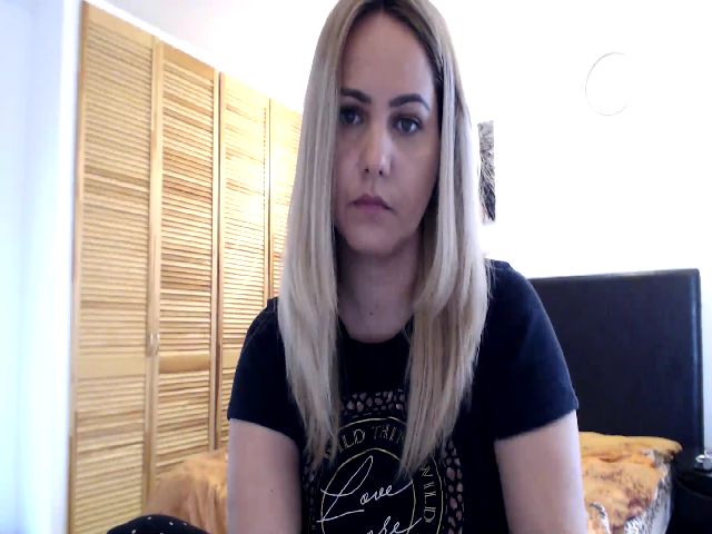 Live sex webcam photo for Sweet_Mady #271695902