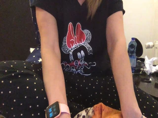 Live sex webcam photo for Sweet_Mady #272021961