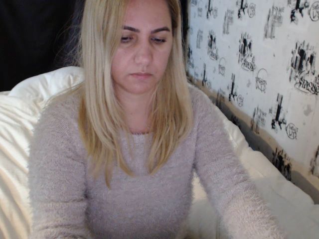 Live sex webcam photo for Sweet_Mady #272655674