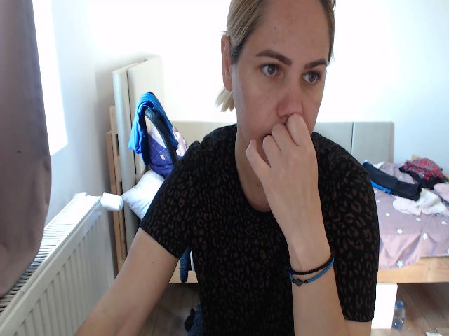 Live sex webcam photo for Sweet_Mady #273390224