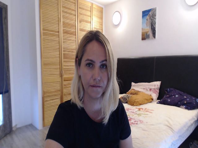 Live sex webcam photo for Sweet_Mady #273623180