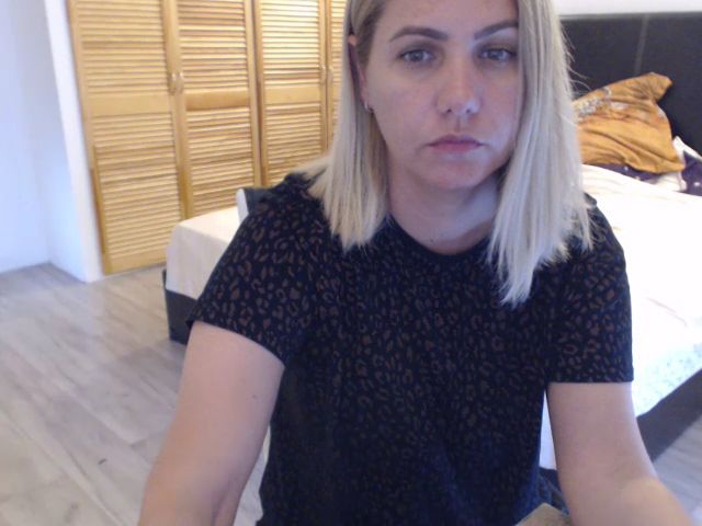 Live sex webcam photo for Sweet_Mady #273654108