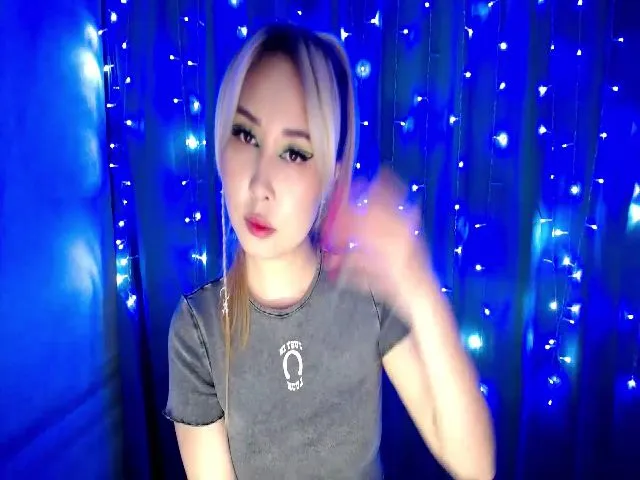 Live sex webcam photo for Sweet__Tana #272972496