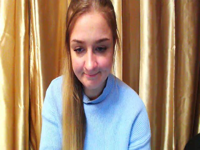 Live sex webcam photo for Sweet__cheeks #271722055