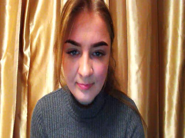 Live sex webcam photo for Sweet__cheeks #271784767