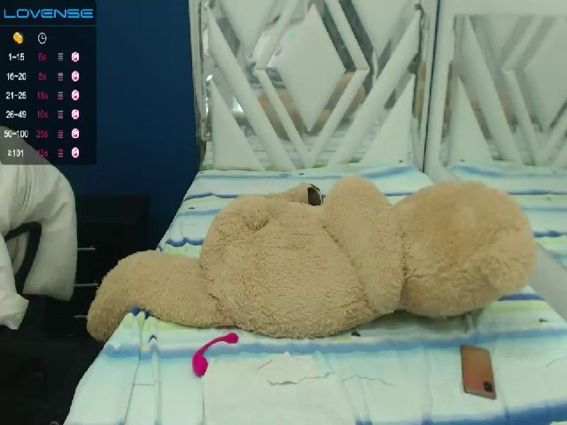 Live sex webcam photo for Sweet_barbiie #272314300