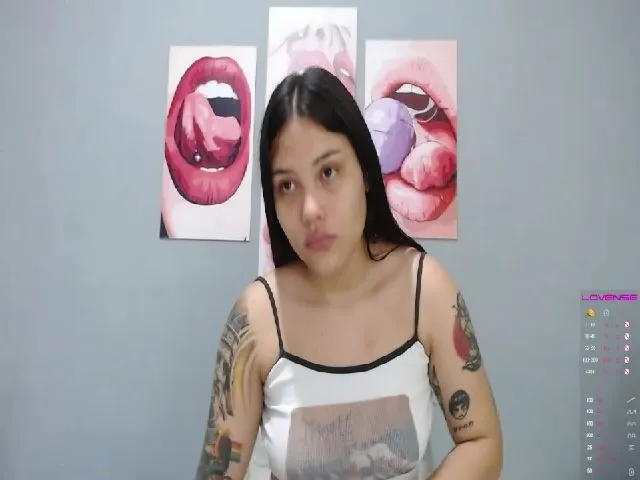 Live sex webcam photo for Sweet_dirtyx #271709900