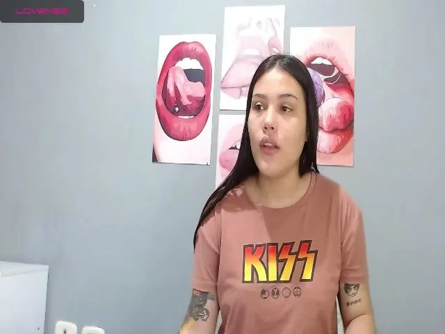 Live sex webcam photo for Sweet_dirtyx #272306674