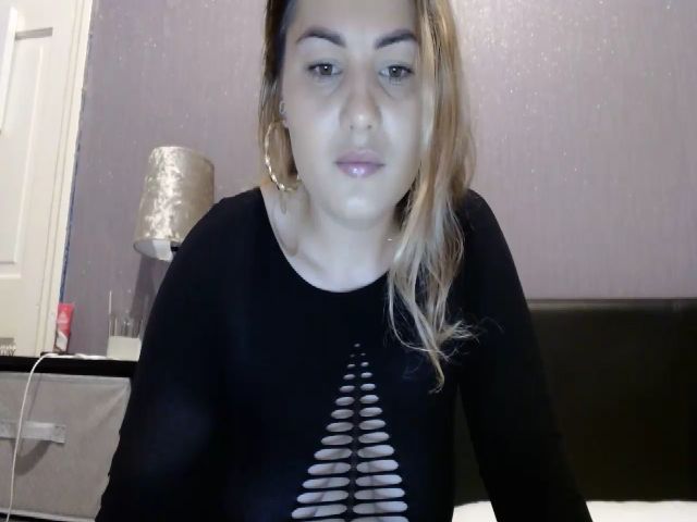 Live sex webcam photo for Sweet_girl22 #274323129