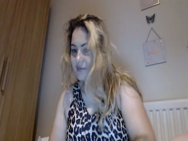 Live sex webcam photo for Sweet_girl22 #274377251