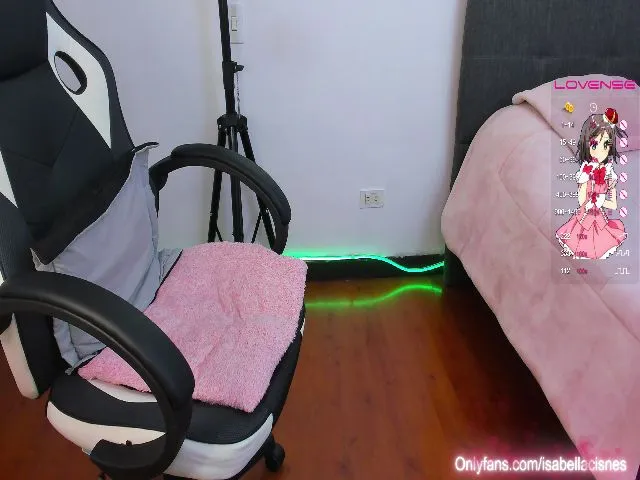 Live sex webcam photo for Sweet_tits2 #274015137