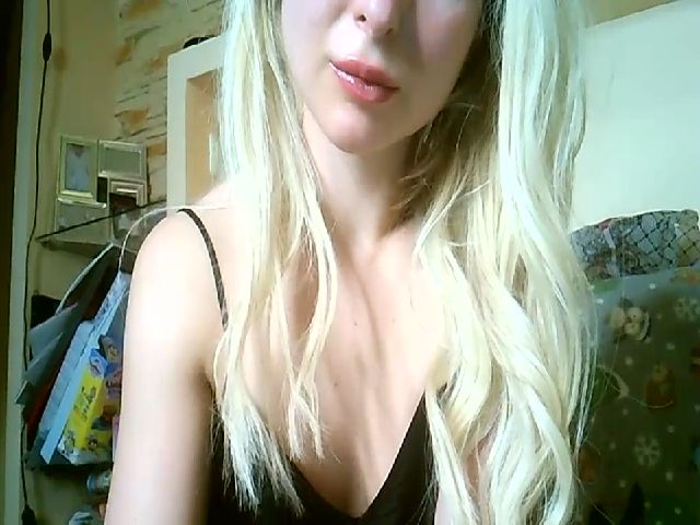 Live sex webcam photo for Sweetlet1z1a #271795425