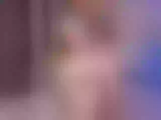 Live sex webcam photo for SweetmiMia #272931684