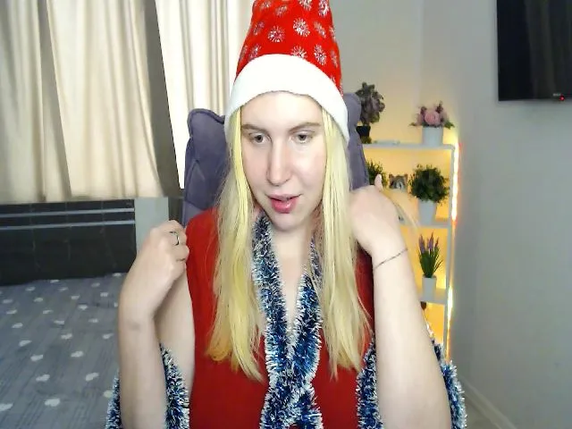Live sex webcam photo for SweetnessLucy #271775126