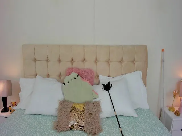 Live sex webcam photo for Swift_taylor #273411342