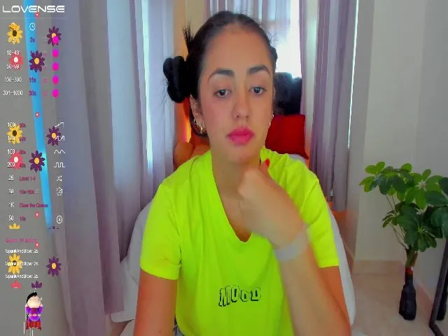 Live sex webcam photo for Swift_taylor #273825316