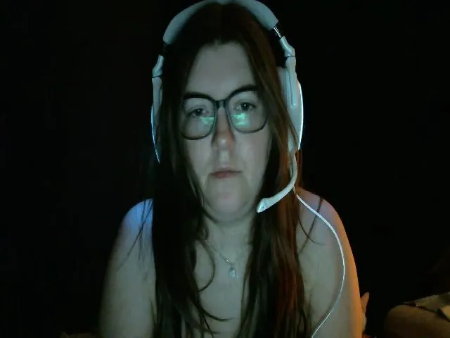 Live sex webcam photo for SylvieFoxx #272367045