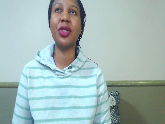 Live sex webcam photo for TALLANDKINKY #272110667