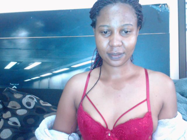 Live sex webcam photo for TALLANDKINKY #272384091