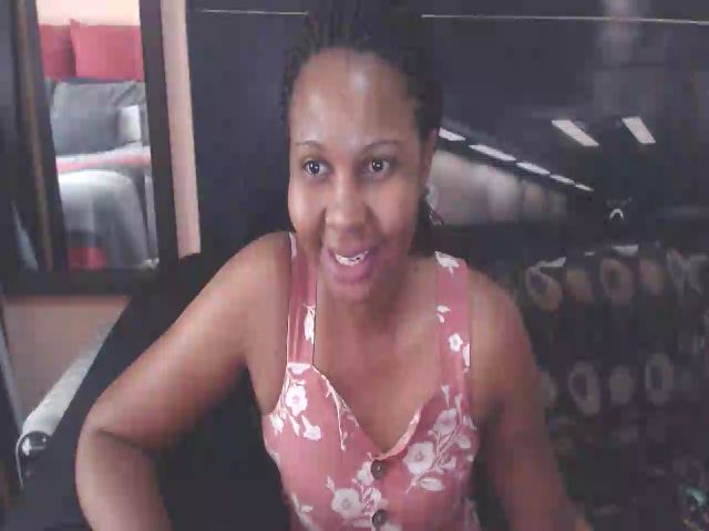 Live sex webcam photo for TALLANDKINKY #272423749