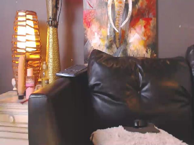 Live sex webcam photo for TANYANGELL #272943201