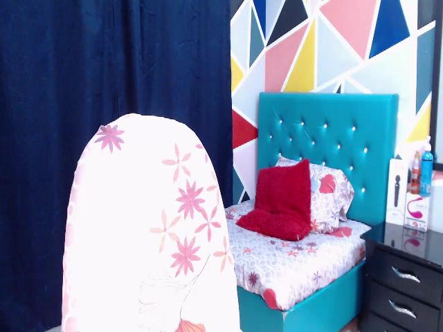 Live sex webcam photo for TATIANA_WD #287859490