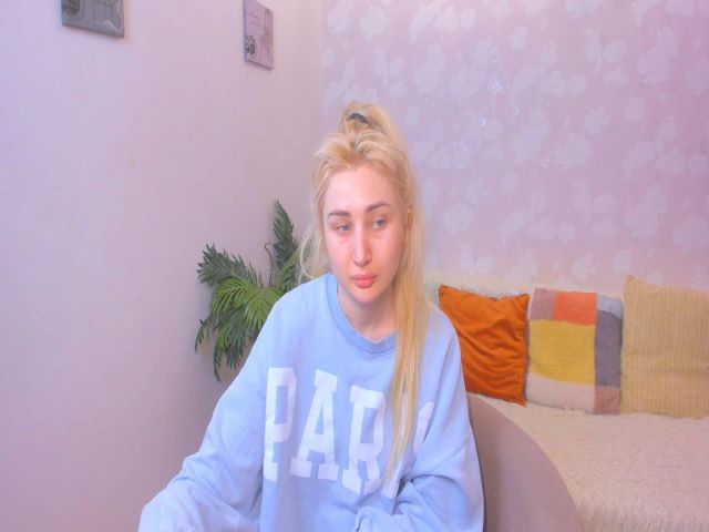 Live sex webcam photo for TabeyaLyy #272272703