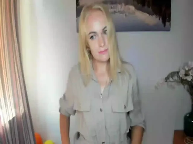 Live sex webcam photo for TamiWilkins #274421822