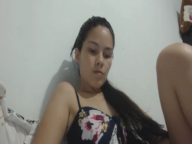 Live sex webcam photo for Taniasweethot #273343246