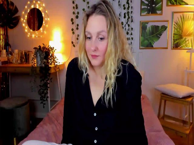 Live sex webcam photo for Tart_Cherry #273509584