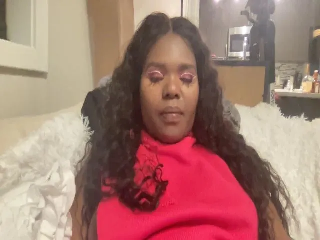 Live sex webcam photo for Tastytatas #272573915