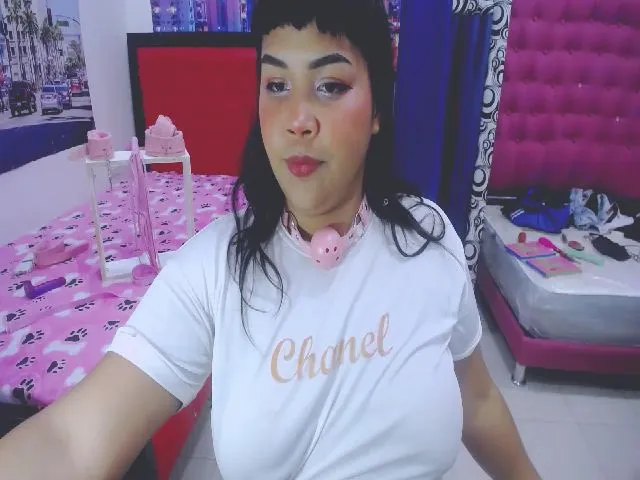 Live sex webcam photo for Tati10x #272487455