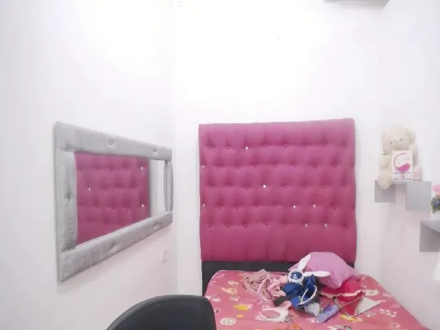 Live sex webcam photo for Tati10x #272868731