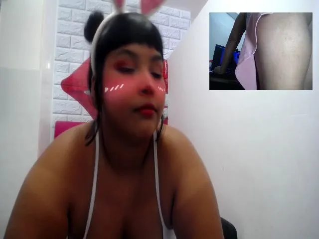 Live sex webcam photo for Tati10x #274298217