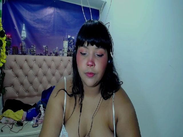 Live sex webcam photo for Tati10x #274486442