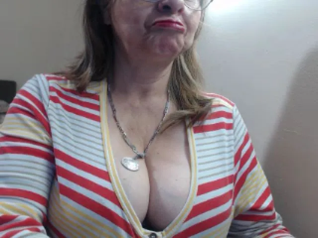 Live sex webcam photo for Tatixxx_ #272442579