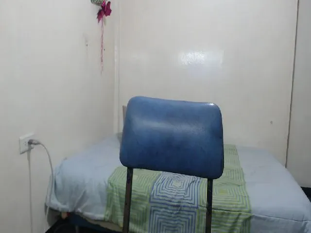 Live sex webcam photo for Tatixxx_ #273239539