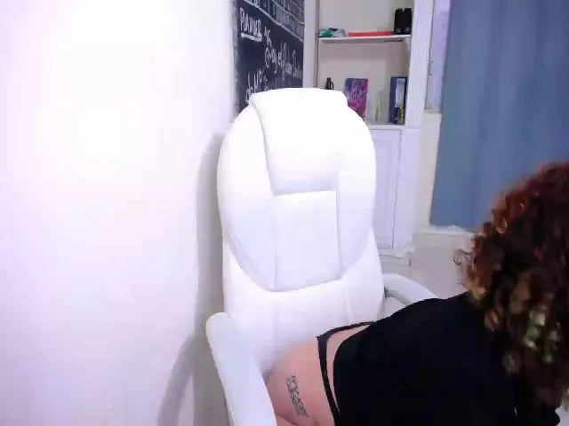 Live sex webcam photo for Tattiana_love #272999522