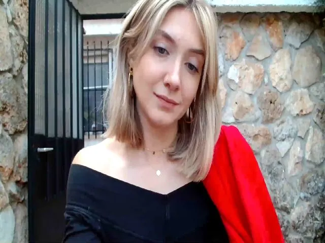 Live sex webcam photo for Tattoo_bbgirl #273281744