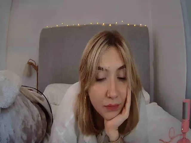 Live sex webcam photo for Tattoo_bbgirl #273427053
