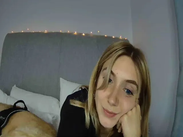 Live sex webcam photo for Tattoo_bbgirl #273603005