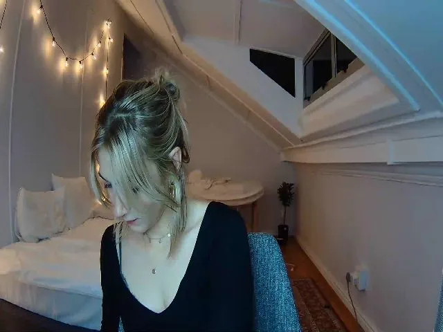 Live sex webcam photo for Tattoo_bbgirl #273754577