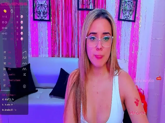 Live sex webcam photo for Taylorrhami #272623007