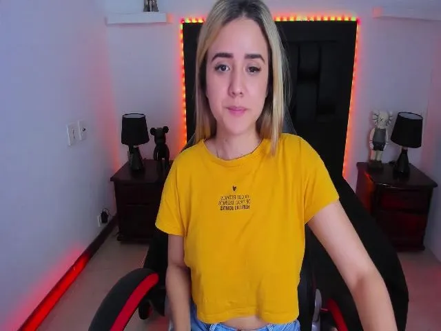 Live sex webcam photo for Taylorrhami #272711540