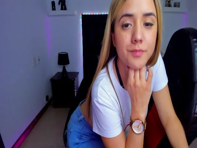 Live sex webcam photo for Taylorrhami #273064729